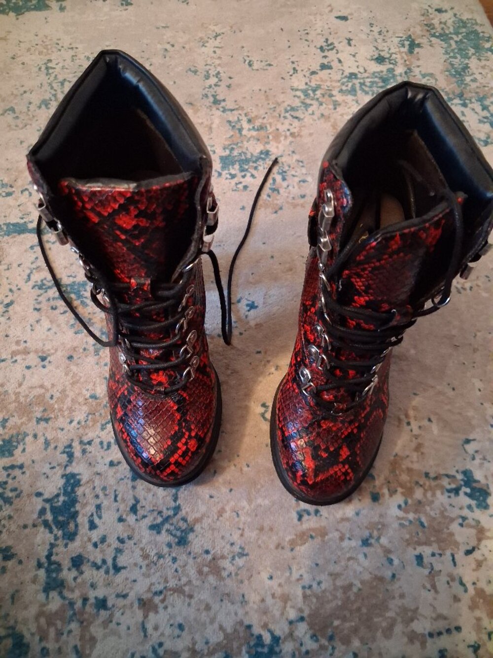 Snakeskin print ankle boots